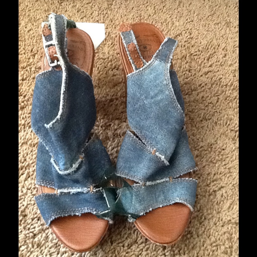 Lucky brand heels